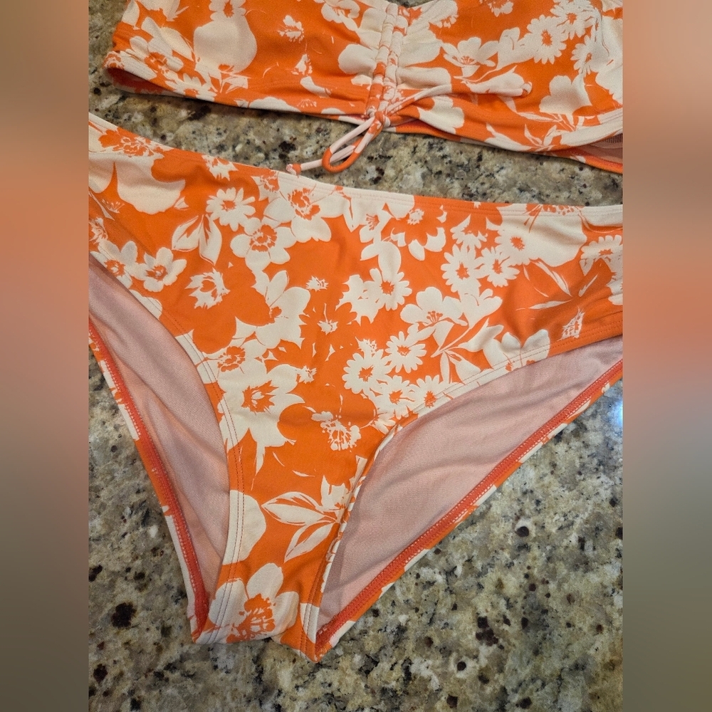 Cupshe Coral and Cream Floral Drawstring Bikini - Picture 5 of 9